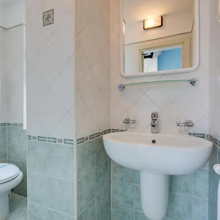 Sant'angelo ホテル 3*